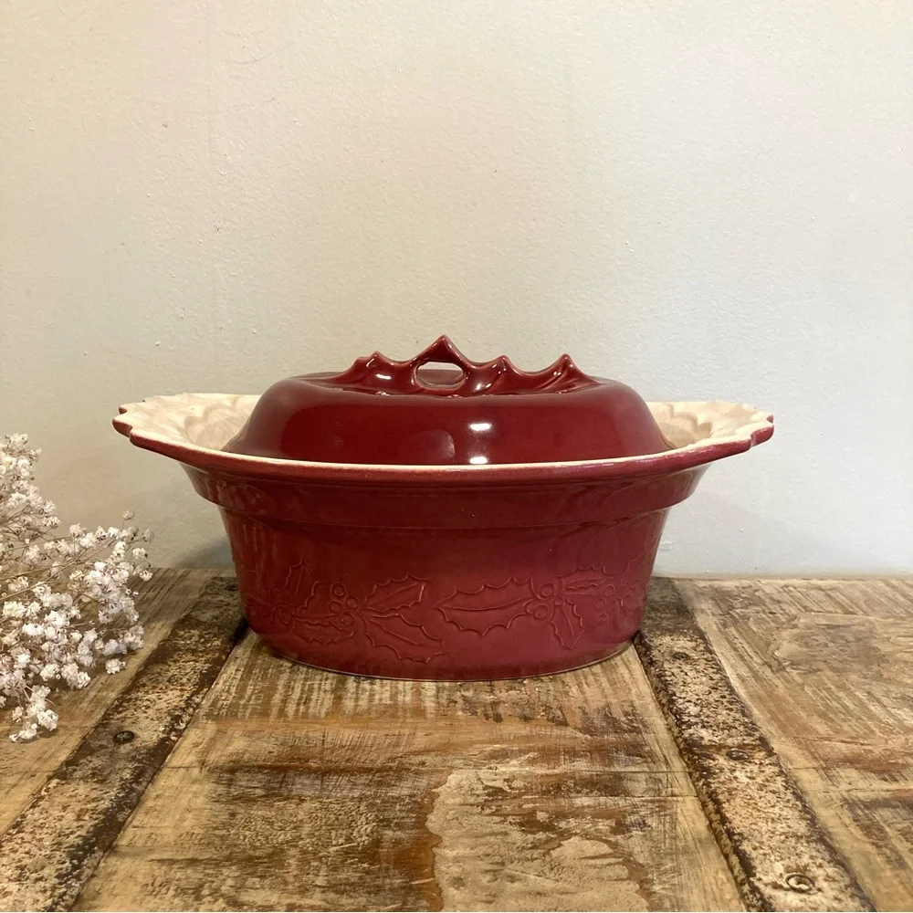 Vintage France Appolia Covered Casserole Dish Red Holly Berry Christmas Fall